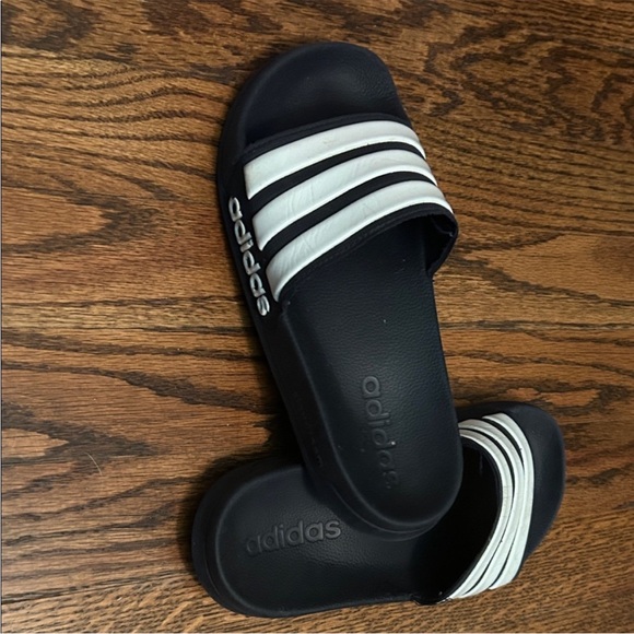 Adidas Black and White Striped Slides - Picture 2 of 7